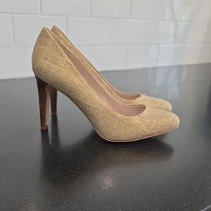 Nine West Gold Linen Textured Heels